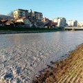 Srbijavode: Havarija na drenažnoj instalaciji dovela do izlivanja jalovine u reku Jablanicu