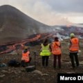 Erupcija vulkana na Islandu privukla hiljade znatiželjnika, uprkos opasnosti