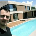 Aleksa Balašević pokazao vilu u Istri vrednu 400.000 evra: Nekretnina sa bazenom izgleda kao iz holivudskih filmova: "ovo je…