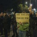 Demonstranti blokirali saobraćajnicu u Podgorici, traže smenu vrha bezbednosnog sektora