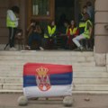 Rektorat u Nišu i dalje blokiran, pozivu studenata za sastanak odazvale se samo dve dekanke