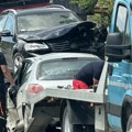 Karambol u centru Beograda: Skretao, pa slupao 4 parkirana automobila Stanare zgrada probudio jak udarac