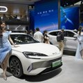 Kinezi uništavaju konkurenciju, naglo oborili cene automobila