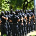 „Dačić da odgovori ko su mladići koji nose fantomke i učestvuju u policijskim akcijama“