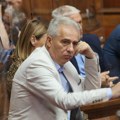 „Drecun nestručno, farsično i s manirima neprimerenim skupštinskom radu vodi Odbor za odbranu i unutrašnje poslove, kao što…