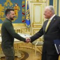 Zelenski sa izaslanikom SAD: Razgovori o zajedničkoj proizvodnji oružja, pritisku na Rusiju i bezbednosnim garancijama