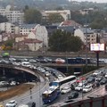 Saobraćajni kolaps u Beogradu: Vozila stoje u kolonama, kiša dodatno otežava situaciju