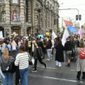 Protest ispred Vlade Srbije: Roditelji dece sa posebnim potrebama traže hitno usvajanje zakona ‘roditelj-negovatelj’