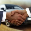 Купци аутомобила у Србији да пазе: Код увезених аутомобила велика вероватноћа да је километража враћена