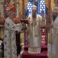 Patrijarh Porfirije služio na Vaskrs liturgiju u Pećkoj patrijaršiji