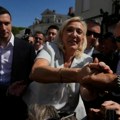 Marin Le Pen u velikoj prednosti prema anketama za predsedničke izbore u Francuskoj