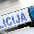 Devojka povređena nakon udara automobila u Lučkoj Reci