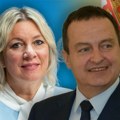 "Ivice, kad si uspeo da mi uzmeš meru?" Dačić objavio fotografiju Zaharove u srpskom jeleku koji joj je poklonio, otkrio…