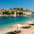 Stalni sezonci kao odgovor na manjak 25.000 radnika u Crnoj Gori