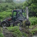 Vojska uređuje odvodne kanale u Opštini Žitorađa