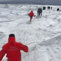 Dramatična akcija spasavanja: Odlomila se santa leda, ribari jedva izvukli živu glavu