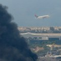 Neverovatan prizor iznad Bejruta obilazi svet: Srpski avion evakuisao građane u trenutku napada FOTO