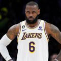 Veliki problem za Lejkerse: Lebron Džejms doživeo povredu, očekuje se duža pauza