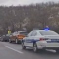 Žestok udes kod Bubanj potoka: Auto slupan, srča po putu, saobraćaj usporen u smeru ka Beogradu