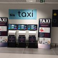 Na aerodromu pušten u rad sistem za automatizovano izdavanje potvrda o fiksnoj cena taksi prevoza - Na raspolaganju četiri…