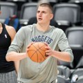 Iskusno, nema šta! Nikola Jokić bivšem saigraču dao savet o kondomima