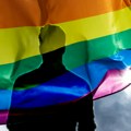Otkrivamo identitet poznatog pevača koji je varao ženu sa muškarcem! Odmah smo ga pozvali, a on šokirao: To se desilo u krugu…