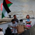 Izraelska mornirica zaustavila brodove humanitarne flotile, privedena Greta Tunberg