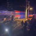 Dva voza iskočila iz šina u Španiji: Najmanje dvoje poginulih i više povređenih