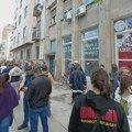 Protest studenata Akademije umetnosti zbog oduzete Galerije u Novom Sadu: Dekan ih pozvao u svoju kancelariju na razgovor VIDEO