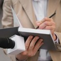 ANEM: Nadležni hitno da otkriju ko je tokom posete predsednika Srbije napao novinare u Kraljevu