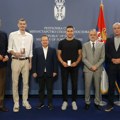 Dačić uručio diplomatske pasoše košarkašima i odbojkašicama