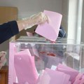 Danas ponovljeno glasanje: Na biralištima meštani Beočina, Bačkog Petrovca, Mionice...