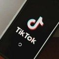 Američki Kongres usvojio zakon koji predviđa zabranu društvene platforme TikTok