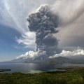 Vulkan u Indoneziji izbacio pepeo osam kilometara uvis: Erupcija trajala 11 minuta