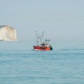 Zapalio se čamac u Lamanšu, veruje se da je prevozio oko 160 migranata