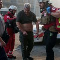 (Foto) Vazdušni napad u Kijevu: Poginula žena, ranjeno 19 ljudi, među njima troje dece