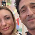 Srpska ministarka srela dobitnika Oskara Edrijena Brodija i objavila zajedničku fotografiju: "To je to lice"