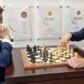 "Lepa partija!" Vučić i Pendarovski odigrali šah (foto)