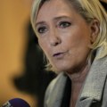 Marin Le Pen preti da će srušiti vladu! U toku pregovori o budžetu u Francuskoj: "Ovo je crvena linija"