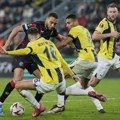 Rendžers u Istanbulu pobedio Fenerbahče, remi Real Sosijedada i Mančester junajteda