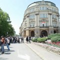 Studenti blokirali rektorat u Nišu, traže obustavu onlajn nastave