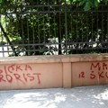 Protest ispred Jovine gimnazije: Nije normalno da decu nazivaju nacistima