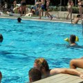 „Voda je savršena, kao i njena temperatura“ kikinđani imaju svoje „more“ Osveženje i spas od vrućina za sve generacije po…
