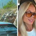 Nemice došle na Jadran kolima pa na njega nalepile hit poruku zbog koje im svi živi trube: Snimak pogledalo više od milion…