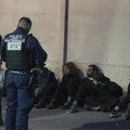 Sukobi na ulicama Pariza: Francuska policija bacila suzavac kod vrtića "Marise Hils" u Parizu? (VIDEO)