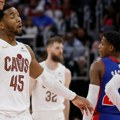 Klivlend pregazio Pistonse za finale Istoka