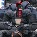 Završena talačka kriza u Nemačkoj, Srbin (51) se zabarikadirao sa tri ćerke. Prskao biber sprej u klubu, pa pucao na policiju…