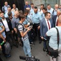 „Za razumno rešenje u korist GSP, a ne privatnika“: Počeo sastanak sindikata GSP-a i Aleksandra Vučića