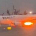Запалио се мотор „Ербаса А320” током полетања, путници евакуисани