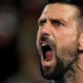 "Živčan sam, znam da sam takav...": Novak Đoković iskreno o komentarima na terenu i razgovoru sa timom